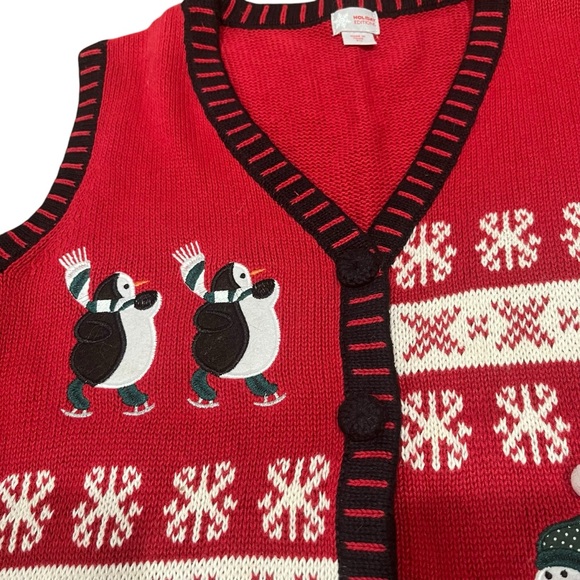 Holiday Editions Sweater Vest Cardigan Red Holiday Party Snow Penguin Sz Small‎ - Picture 3 of 7